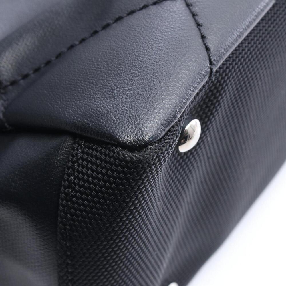 CHANEL Black Leather Tote Bag - Picture 7 of 8